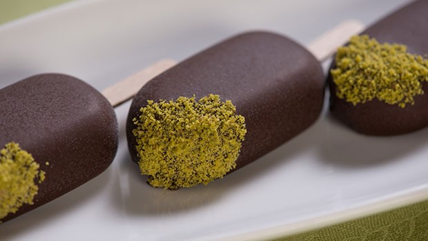 Pistachio Gelato Pops