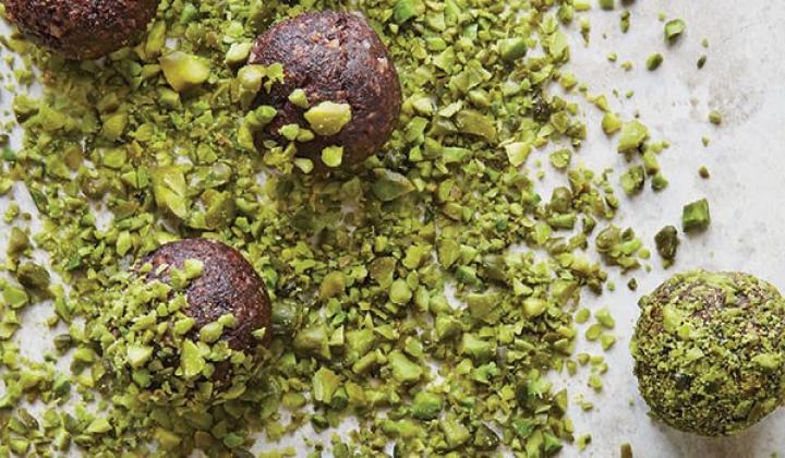 Date and Pistachio Balls